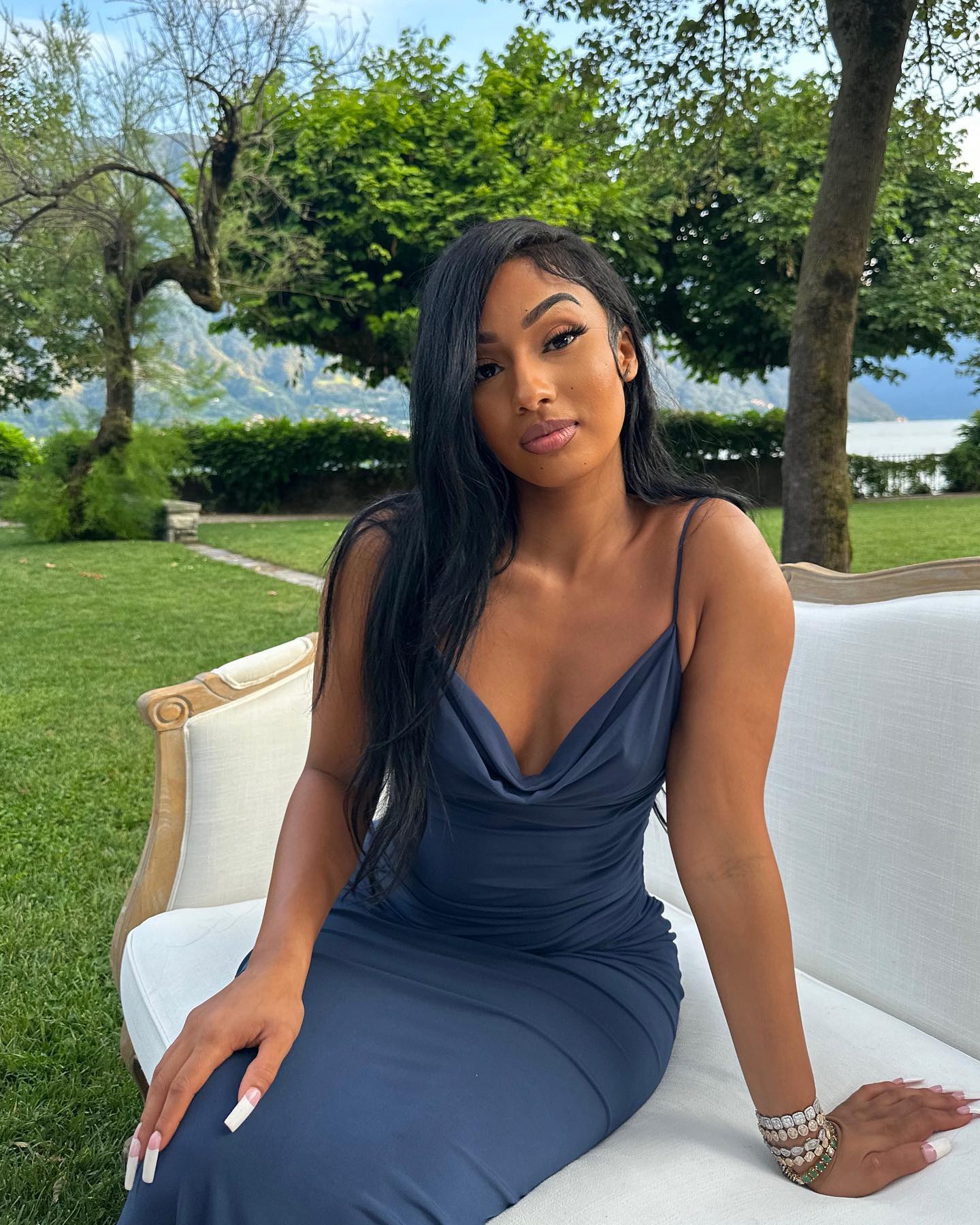 Rayeroze Onlyfans: Her Biggest Challenges - k5fafe6